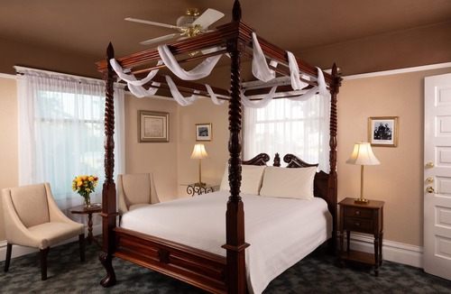 West Old Town Bed & Breakfast | Bottger Mansion of Old Town