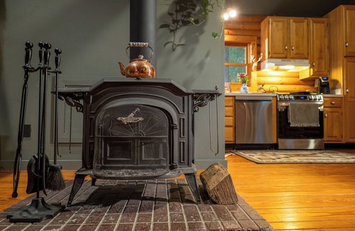 Bent Mountain Cabin | Bottom Creek Cabin