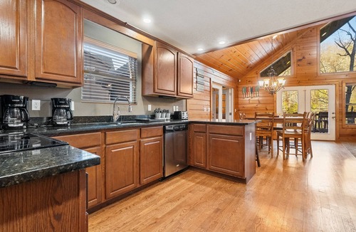 Lakeside Estates House | Bottoms Up double deck dock w/slide, hot tub, near famous 'jumping bridge'