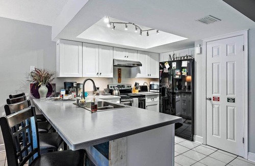 Hobe Sound House | Bougainvillea Cottage (Peggy's Retreat)