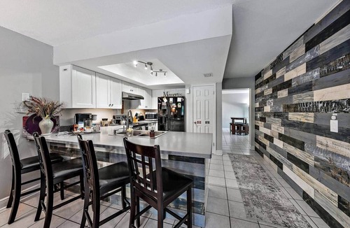Hobe Sound House | Bougainvillea Cottage (Peggy's Retreat)