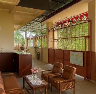 Kecamatan Lembar House | Bougenville Homestay