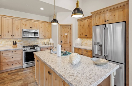 Boulder Bay Condo | Boulder Bay Chalet Lakefront