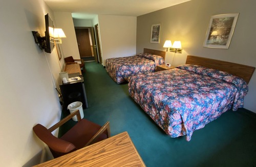 Boulder Junction Hotel | Boulder Bear Motor Lodge