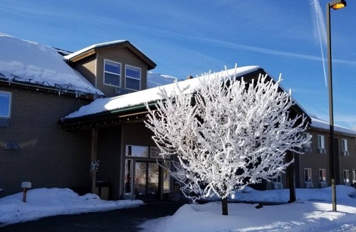 Donnelly Hotel | Boulder Creek Inn