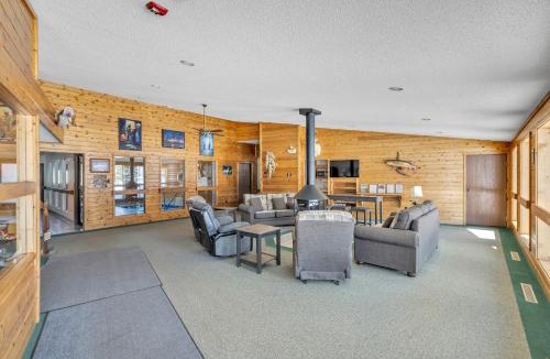 Boulder Junction Apartment | Boulder Junction Motor Lodge