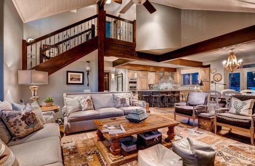Boulder Ridge House | Boulder Ridge Haus: Slopeside Elegance