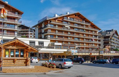 Saint-Pierre-de-Clages Apartment | Bouleaux K4 by Interhome