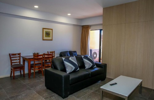 Hamilton Apartment | Boulevard on Beaumont