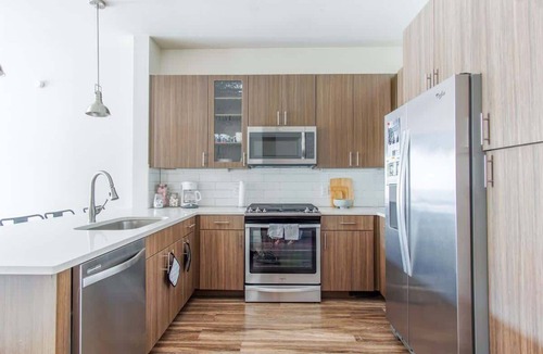 Richardson Apartment | Boulevard Stays Bright 1BR Suite Pool, Parking Gym J