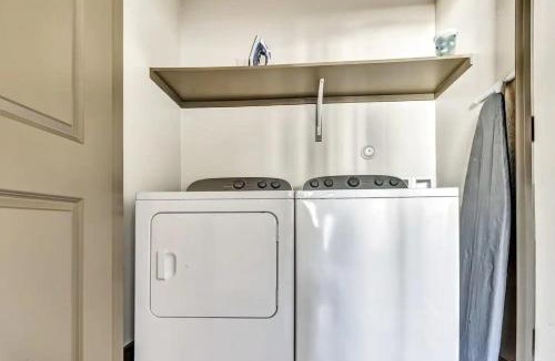 Richardson Apartment | Boulevard Stays Dashing 1BR Suite Pool Parking Gym H