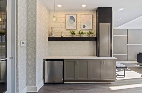 West End Apartment | Boulevard Stays Midtown 1BR Pool, Gym, Parking 07