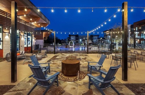 Richardson Apartment | Boulevard Stays Nature Escape 2BR Suite Gym, Pool, Parking