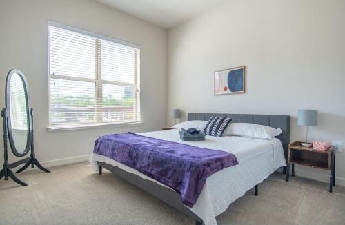 Richardson Apartment | Boulevard Stays Nature Escape 2BR Suite Gym Pool Parking