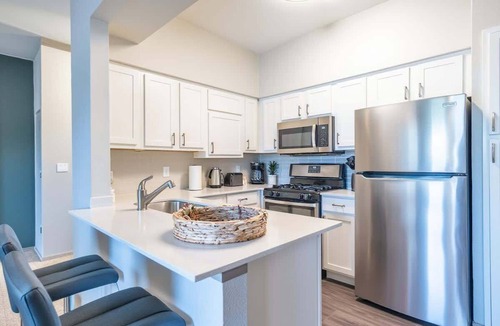 Willow Run Apartment | Boulevard Stays - Pflugerville