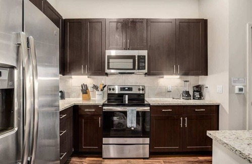Richardson Apartment | Boulevard Stays - Spring Creek