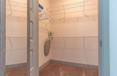 Buechel Apartment | Boulevard Stays Stylish 3BR Getaway Pool Gym Access & Free Parking