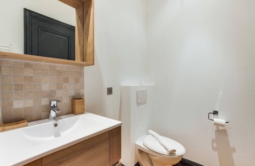 Republique–Point-du-Jour Apartment | Boulogne 1 - One Bedroom Apartment, Sleeps 4