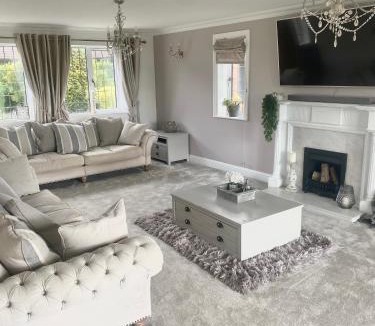 Pickering House | Boundary Farm