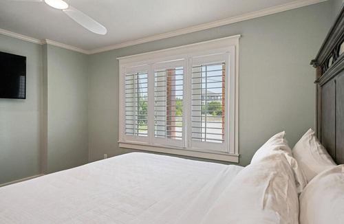 Gulf Pines House | Bourbon Breeze by Five Star Properties