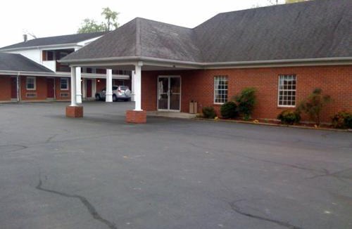 Bardstown Hotel | Bourbon Capital Inn