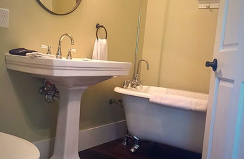 Bardstown Bed & Breakfast | Bourbon Manor B&B