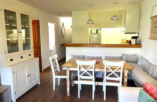 Caldegas Apartment | BOURG MADAME IV Ground floor with swimming pool in Caldegas