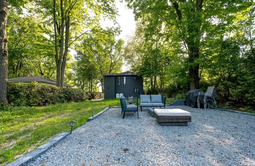 Brechin Cottage | Boutique 3-Bedroom Cottage w/Water Access & HotTub