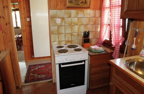 Erschmatt Apartment | Boutique Apartment in Valais with Balcony