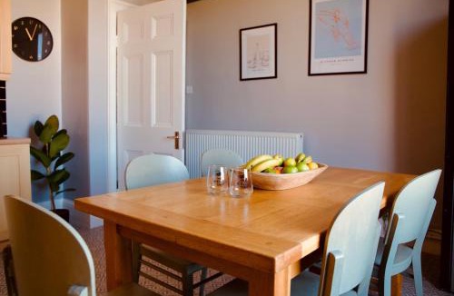 Ilkley Apartment | Boutique Apartment - Sleeps 6 & Free Parking