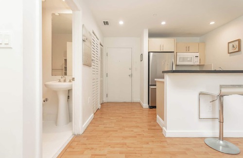 City Center Apartment | Boutique Apartments Convention Center