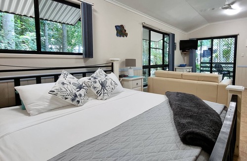 Wongaling Beach House | Boutique Bungalows