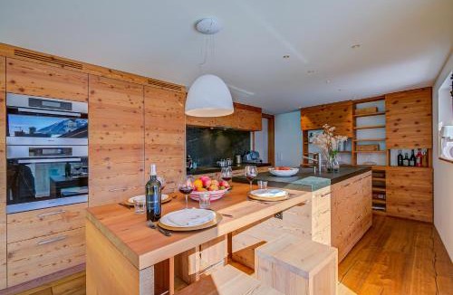 Samedan Villa | Boutique Chalet Moritz