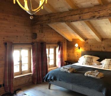 Ormont-Dessous Ski Chalet | Boutique Chalet Panoramic Views Hot Tub
