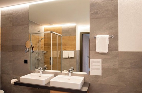 Les Paccots Hotel | Boutique Hôtel Corbetta