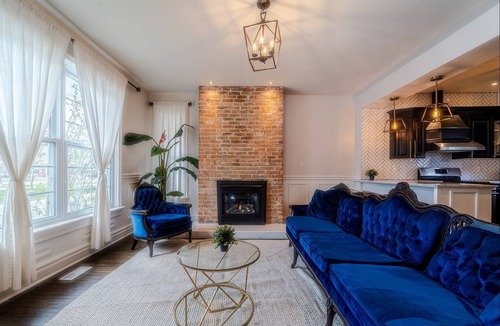 Niagara Falls House | Boutique Home By The Falls