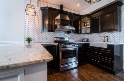 Niagara Falls House | Boutique Home By The Falls