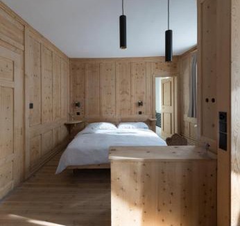 Engadin Scoul Hotel | Boutique Hotel ÜJA Scuol