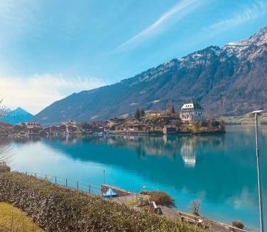 Iseltwald Hotel | Boutique Hotel Bellevue B&B am Brienzersee Iseltwald Interlaken
