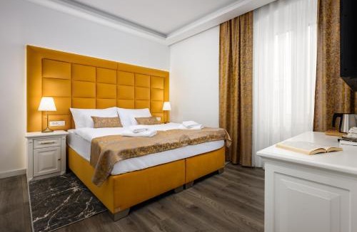 City Center Hotel | Boutique Hotel Golden Key - Poreč - Bed & Breakfast