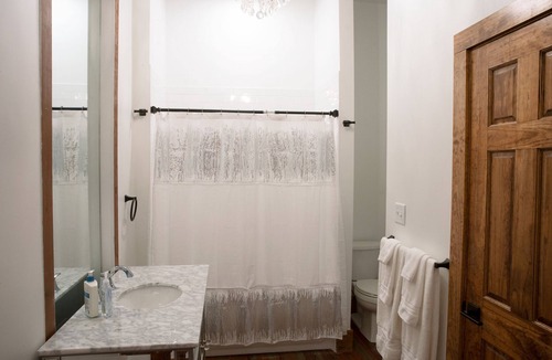 Mason House | Boutique Hotel Mason TX