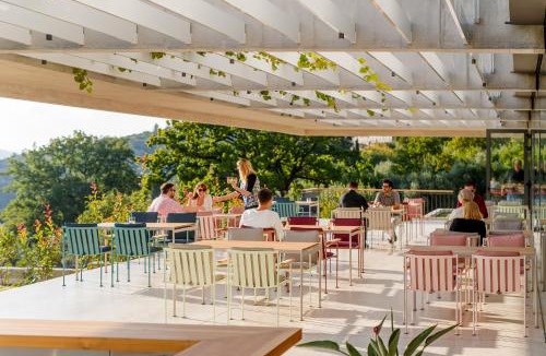 Brsecine Hotel | Boutique Hotel Osmolis