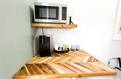 Thunder Bay Apartment | Boutique Hotel - Suite #4 Single