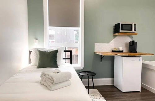 Thunder Bay Apartment | Boutique Hotel - Suite #7 Single