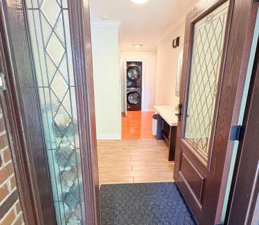 Etobicoke Villa | Boutique House in Etobicoke, On