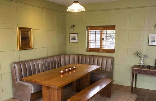 Hook House | Boutique Luxury Barn sleeps 2-6