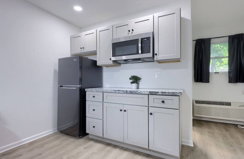 Akron Apartment | Boutique Motel in Akron