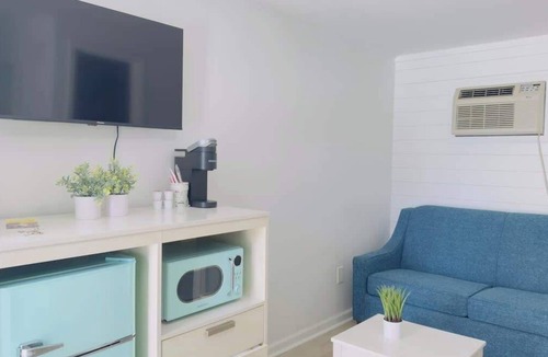 Downtown Myrtle Beach Apartment | Boutique on the beach, Studio #125 + Pool