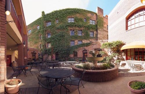 Placerville Hotel | Boutique Retreat in Wine & Gold Country