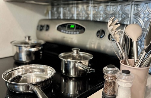 Knox - Henderson Condo | Boutique Retreat Knox/Henderson With Private Speakeasy & Patio